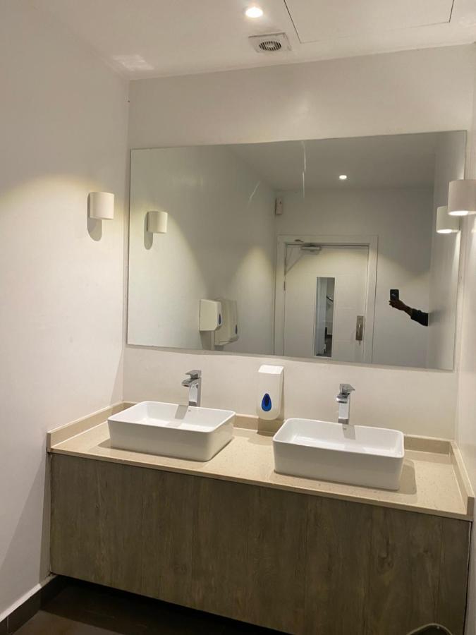 One Bedroom Apartment At A Embassy Gardens Cantonments Akra Zewnętrze zdjęcie